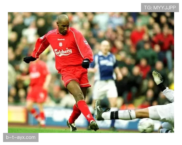 英超传奇劳尔重返绿茵场，执掌青年队教鞭培育未来新星