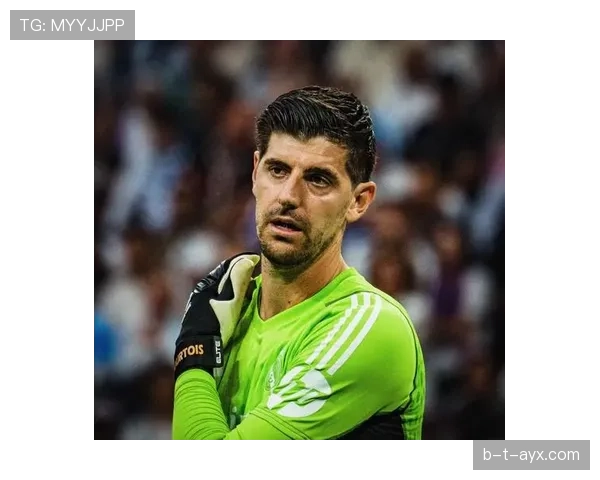 库尔图瓦与安切洛蒂携手强化战术体系，持续提升皇马竞争力