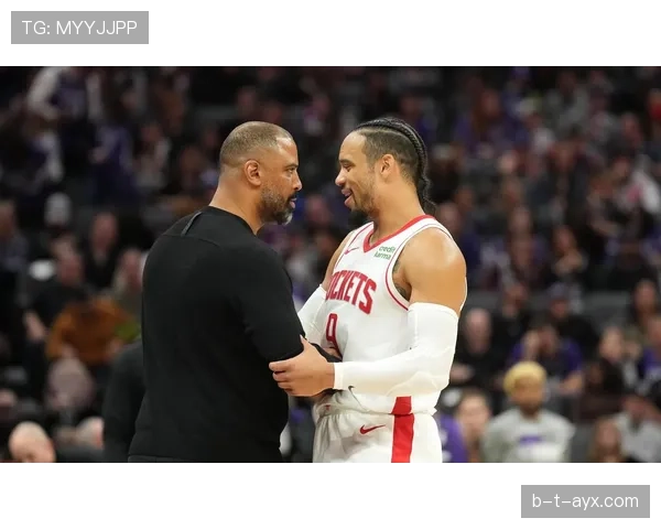 戴维斯挡拆高效制造错位，助力湖人内线攻防升级